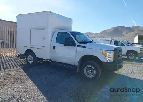 2016 Ford F-250 Xl из США, поврежденный, VIN 1FDBF2B64GED17549